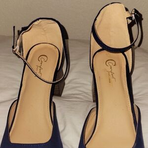 comfort plus by Predictions Women's Navy Blue Heels